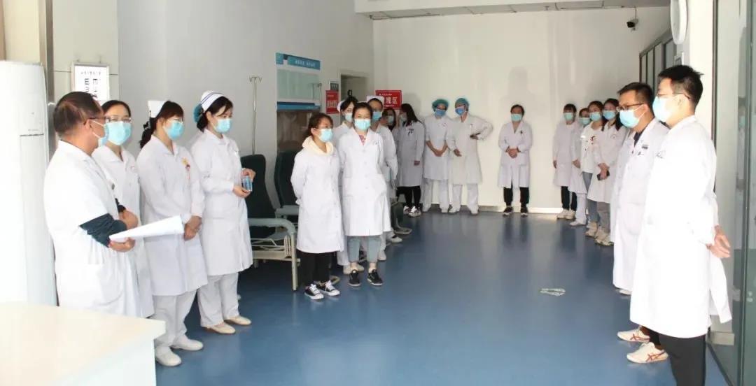 我院举行新冠疫苗疑似接种异常反应应急演练(图1)